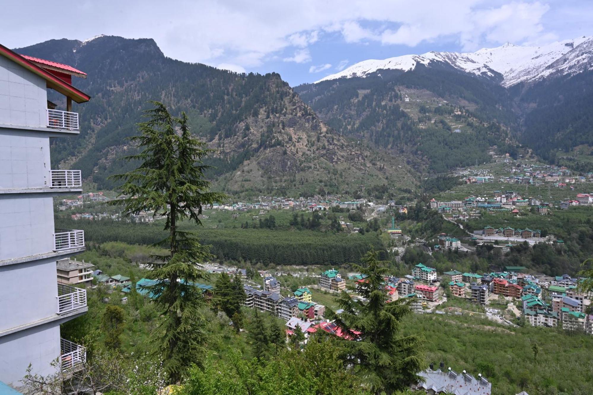 Hotel Seven Hills Manali Luaran gambar