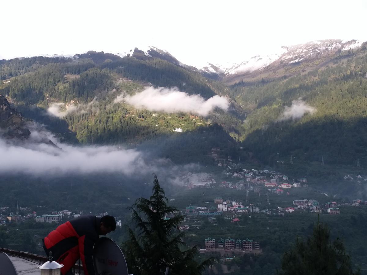 Hotel Seven Hills Manali Luaran gambar