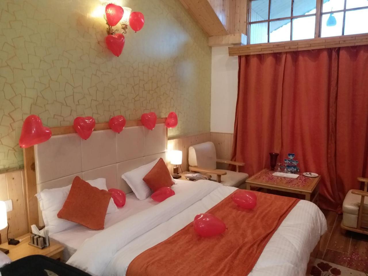 Hotel Seven Hills Manali Luaran gambar