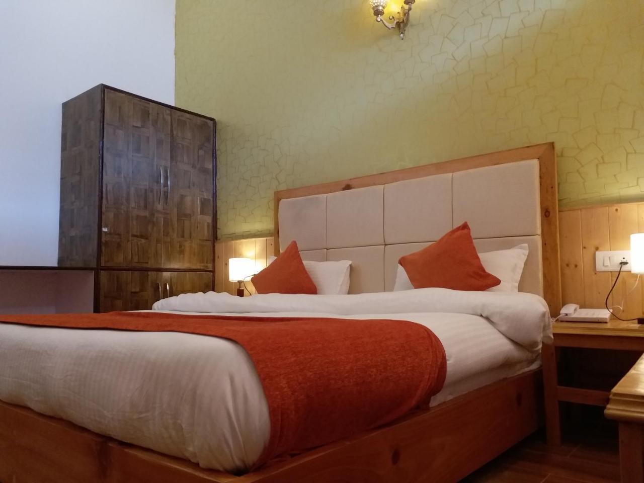 Hotel Seven Hills Manali Luaran gambar