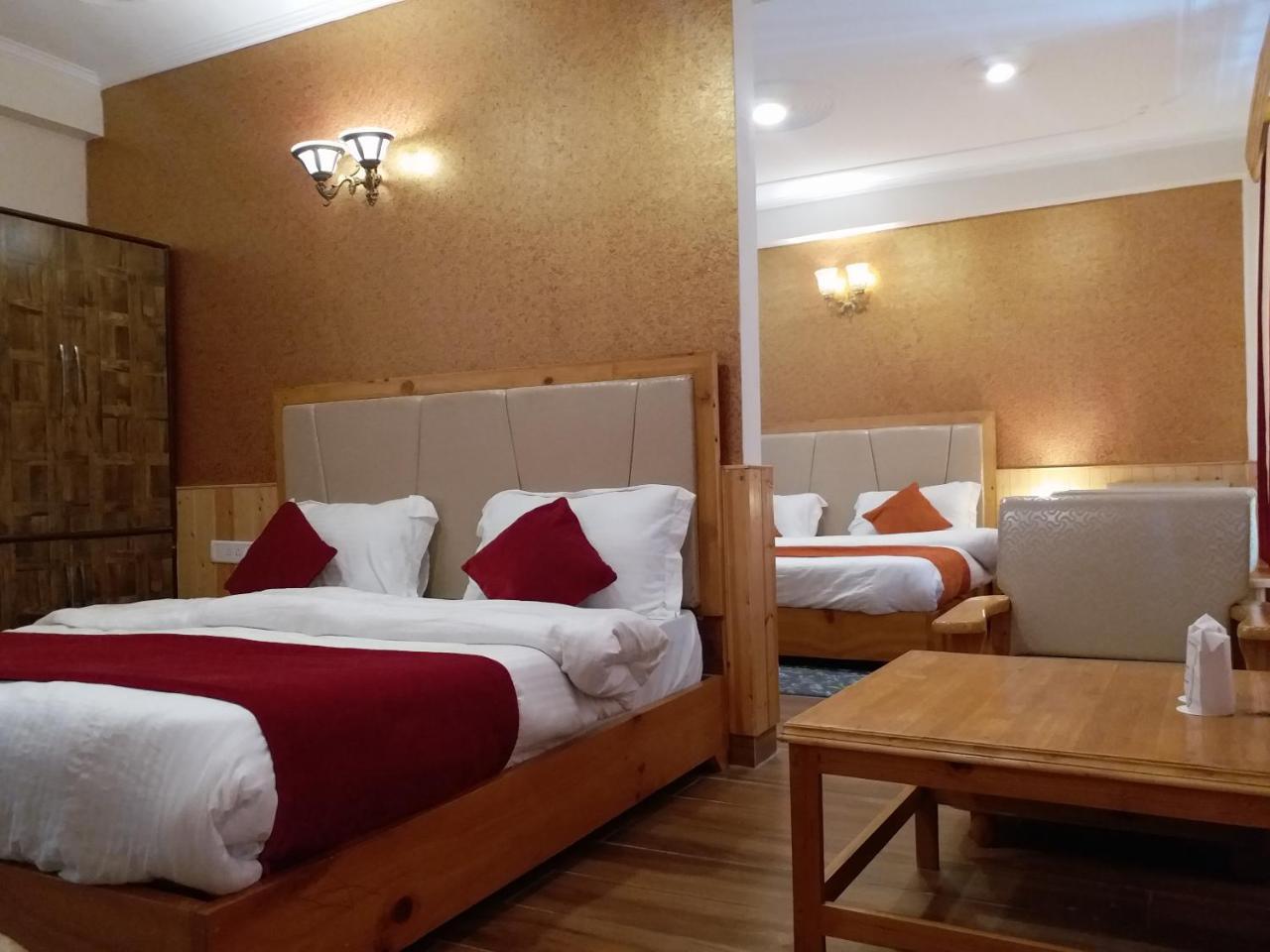 Hotel Seven Hills Manali Luaran gambar
